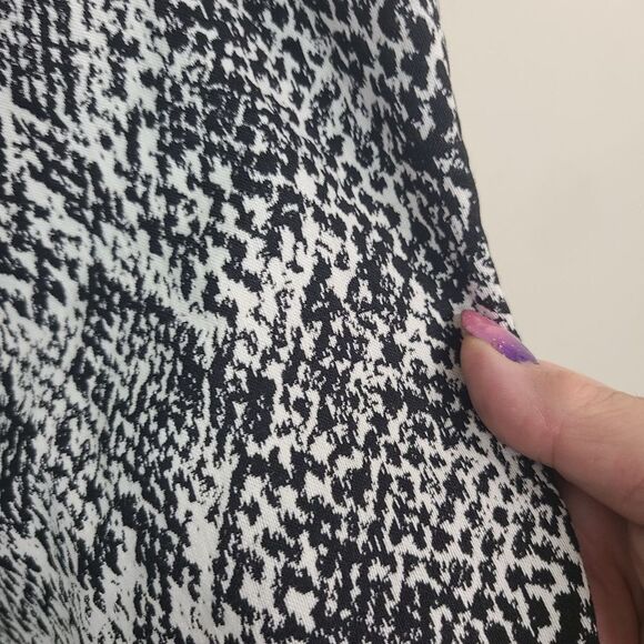 Peck & Peck Snakeskin Print Tummy Control Pant - Picture 8 of 9